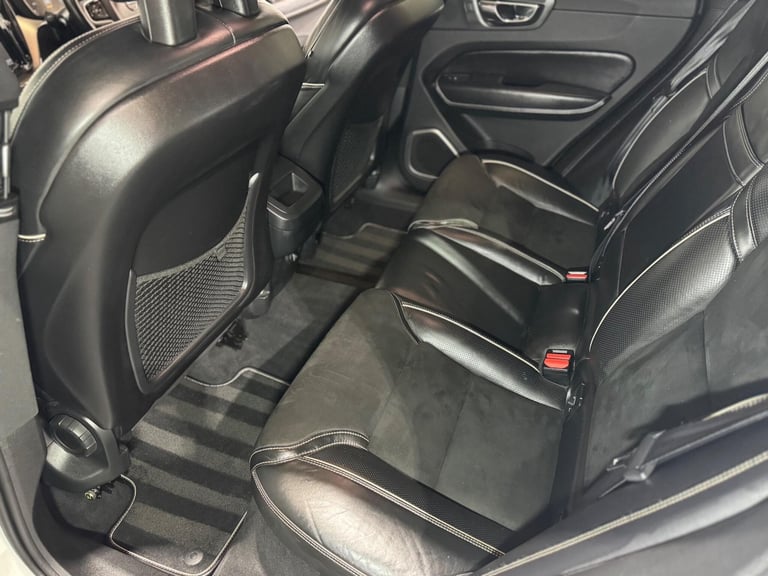 2018 Volvo XC60 2.0 D4 R-Design Auto AWD Euro 6 (s/s) 5dr ESTATE Diesel Automatic