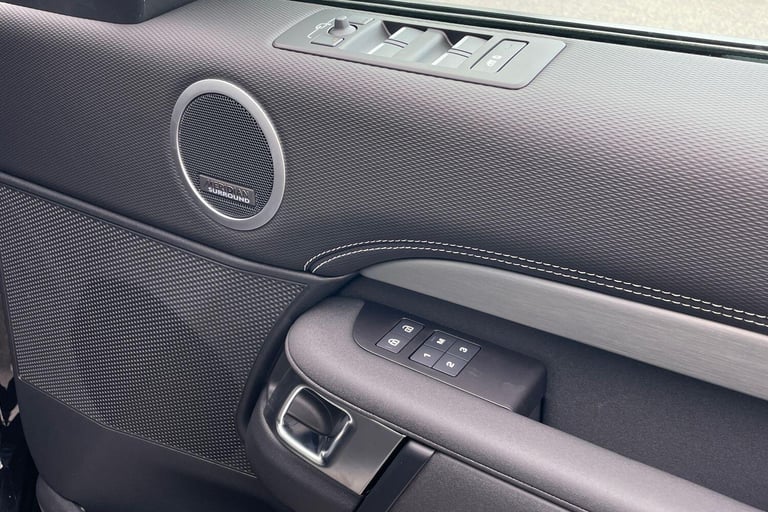 2025 Land Rover Discovery 3.0 D350 MHEV Dynamic HSE SUV 5dr Diesel Auto 4WD Euro 6 (s/s) (350 ps)...