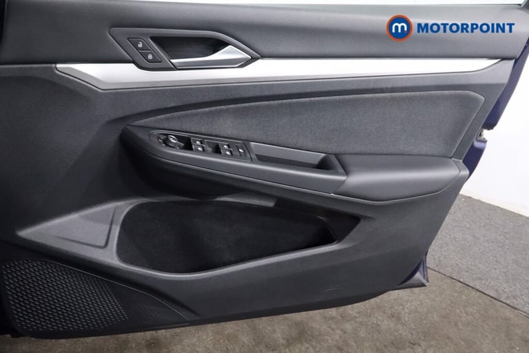 2022 Volkswagen Golf 1.5 TSI 150 Life 5dr Hatchback Petrol Manual