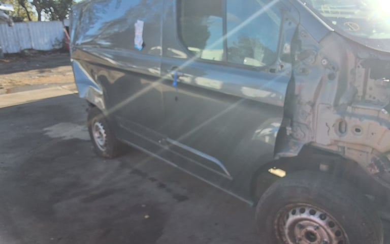 image for FORD TRANSIT CUSTOM 2021 O/S/F DRIVERS DOOR COMPLETE GREY