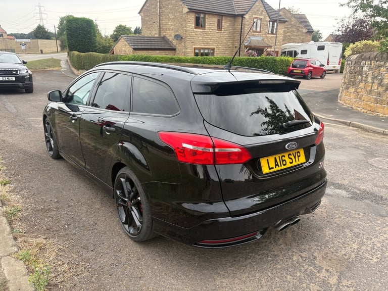 2016 Ford Focus 2.0 TDCi 185 ST-2 5dr ESTATE Diesel Manual