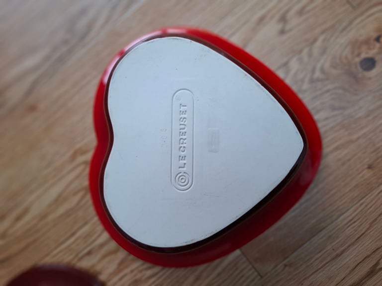 Le Creuset Heart Dish