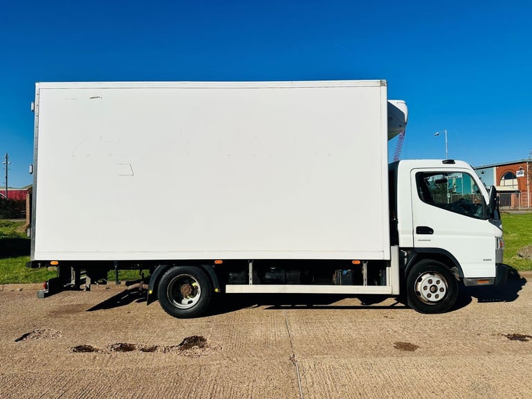 2019 (69) MITSUBISHI FUSO CANTER 7C15 7.5 TON FRIDGE, CARRIER XARIOS 600 UNIT