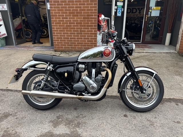2025 BSA GOLD STAR 650CC SILVER SHEEN LEGACY USED