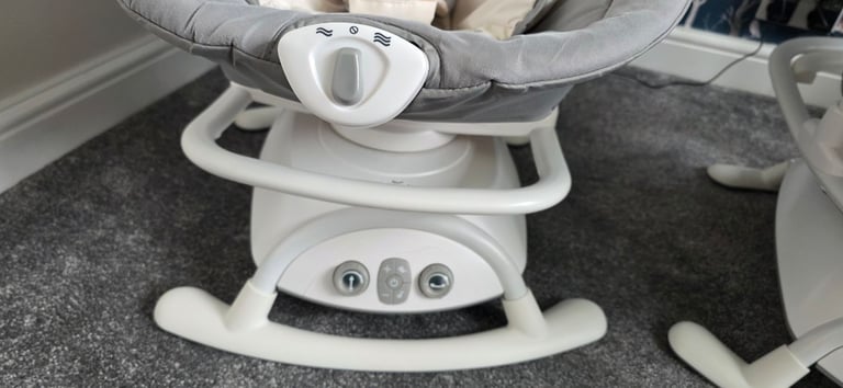 Joie Sansa Baby Swing Chair (twin)