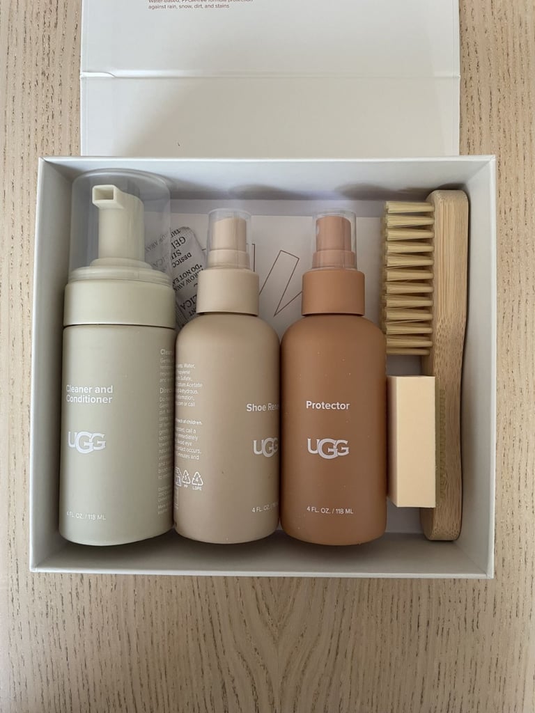 UGG CARE SUEDE AND SHEEPSKIN CLEANER CLEANING KIT BRAND NEW