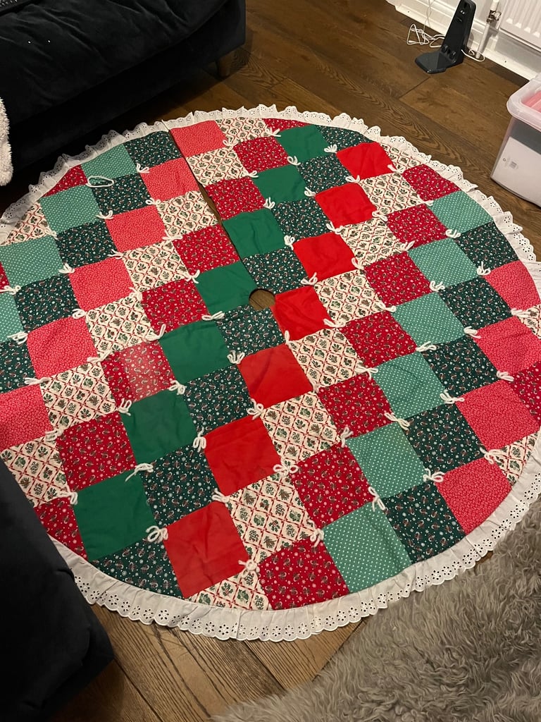 image for Homemade Christmas tree skirt 