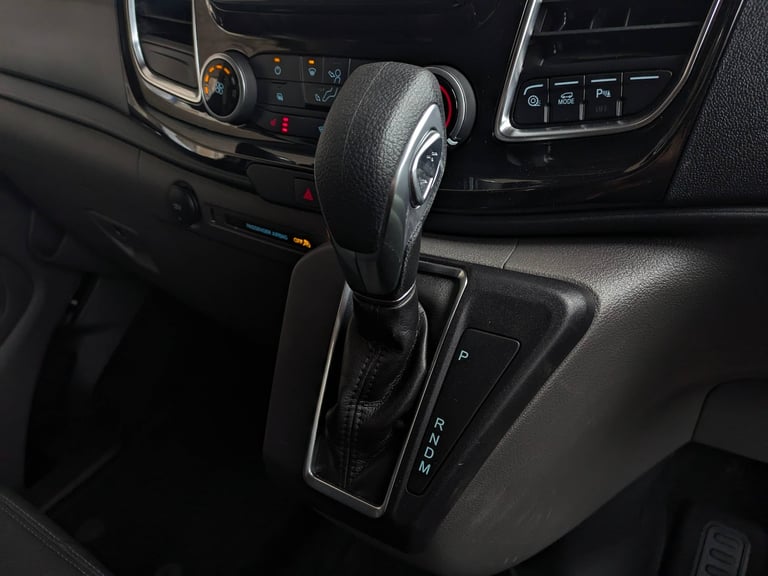 2022 Ford Transit Custom 2.0 EcoBlue 170ps L2 D/Cab Limited Van Auto Double Cab DIESEL Automatic