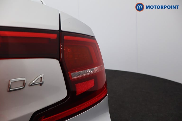2019 Volvo S90 2.0 D4 Momentum 4dr Geartronic Saloon Diesel Automatic