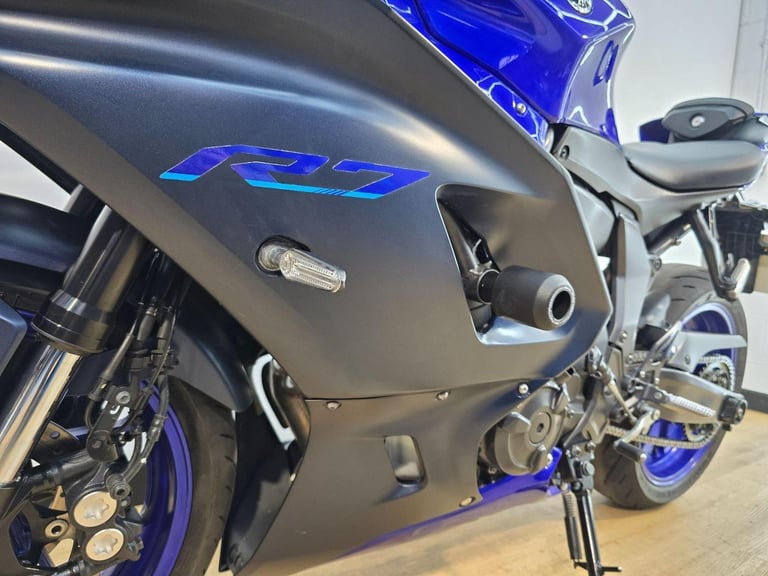Yamaha R7 700 Blue 2022 - Low Mileage, One Owners, Full Service History, 3 Keys