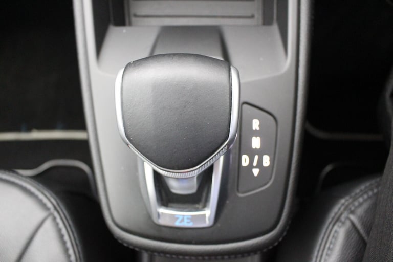 2020 Renault Zoe 100kW i GT Line R135 50kWh 5dr Auto HATCHBACK ELECTRIC Automatic