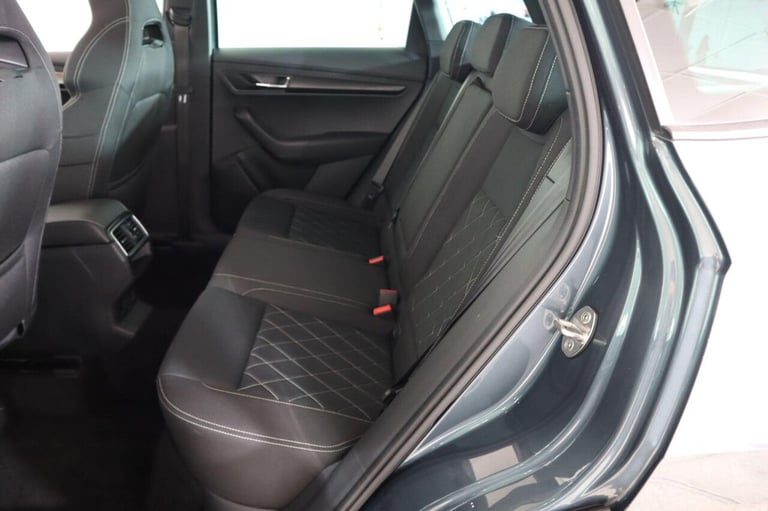 2019 Skoda Karoq 2.0 TDI Sport Line 4x4 5dr ESTATE DIESEL Manual