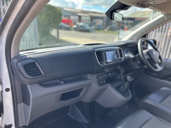 2020 Citroen Dispatch 1200 1.5 BlueHDi 100 Van Enterprise PANEL VAN Diesel Manual