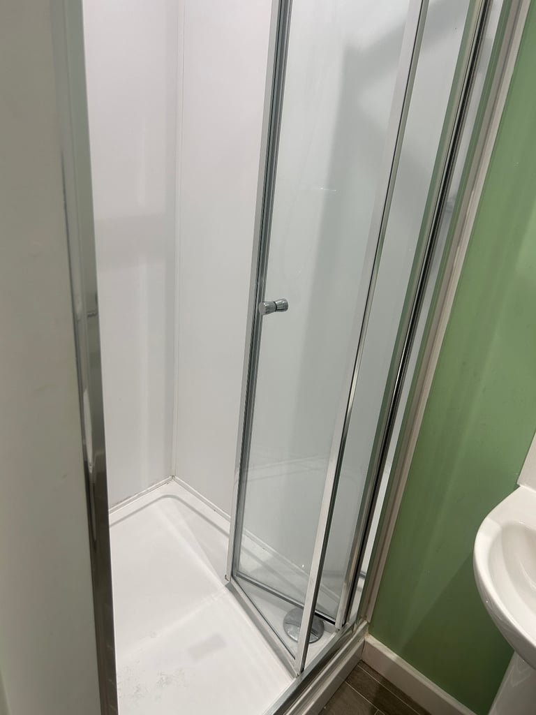 En-suite double room to rent 