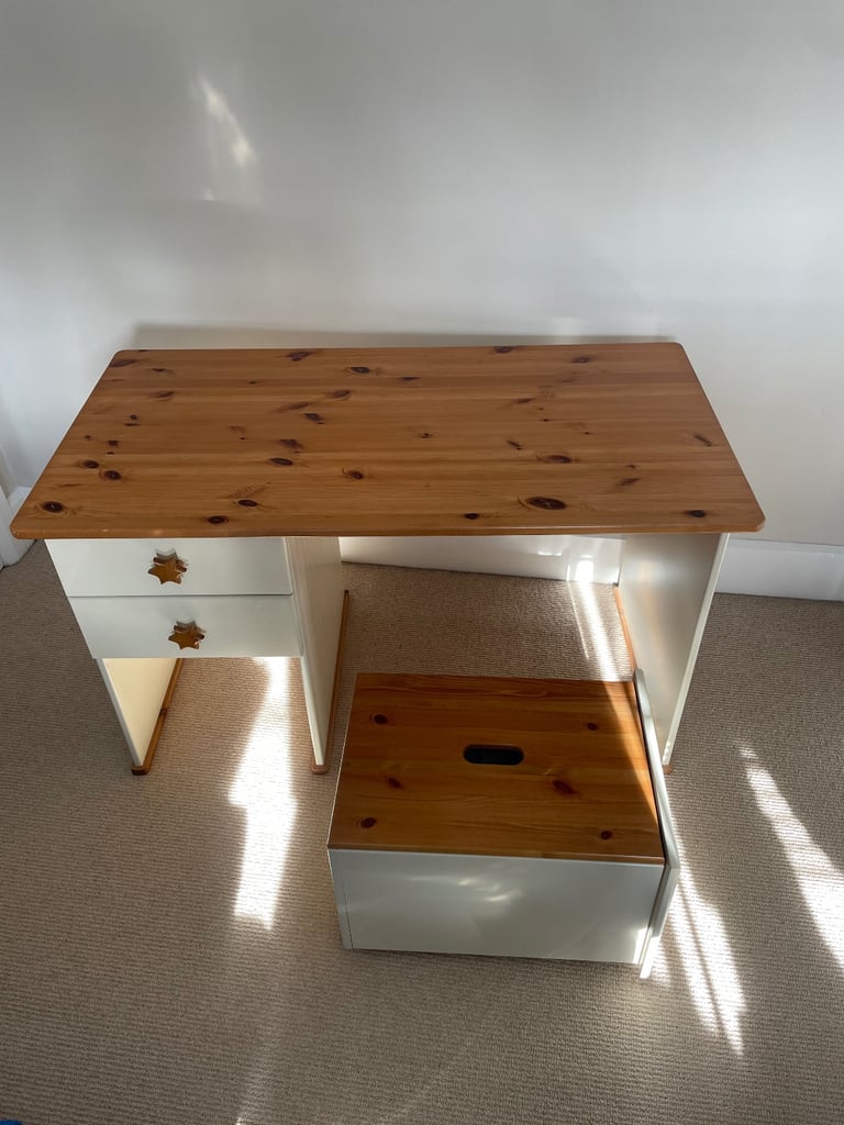 Stompa Children’s desk