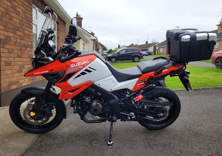 image for 2022 Suzuki V-Strom DL 1050 XT **2592 miles** 