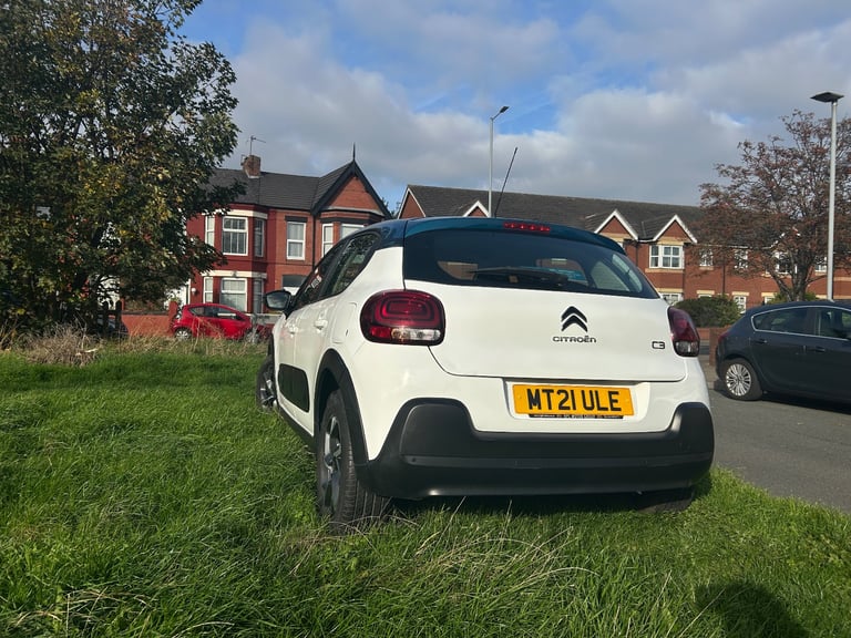 Citroen, C3, Hatchback, 2021, Manual, 1199 (cc), 5 doors