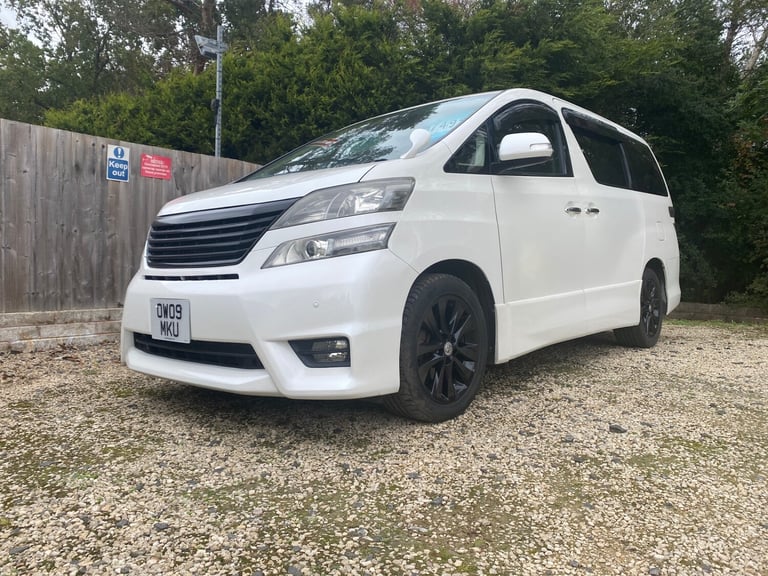 image for 2019 Toyota Vellfire Day Van MPV PETROL Automatic