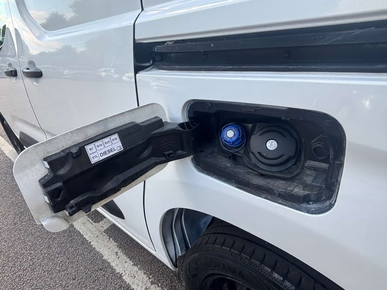 2021 Vauxhall Combo 1.5 Combo 2000 Sportive S/S Panel Van Diesel Manual