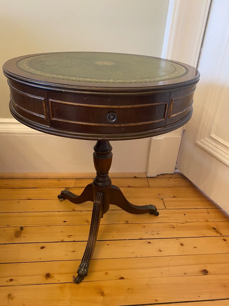 Antique Regency style green leather side end lamp wine drum table with drawers