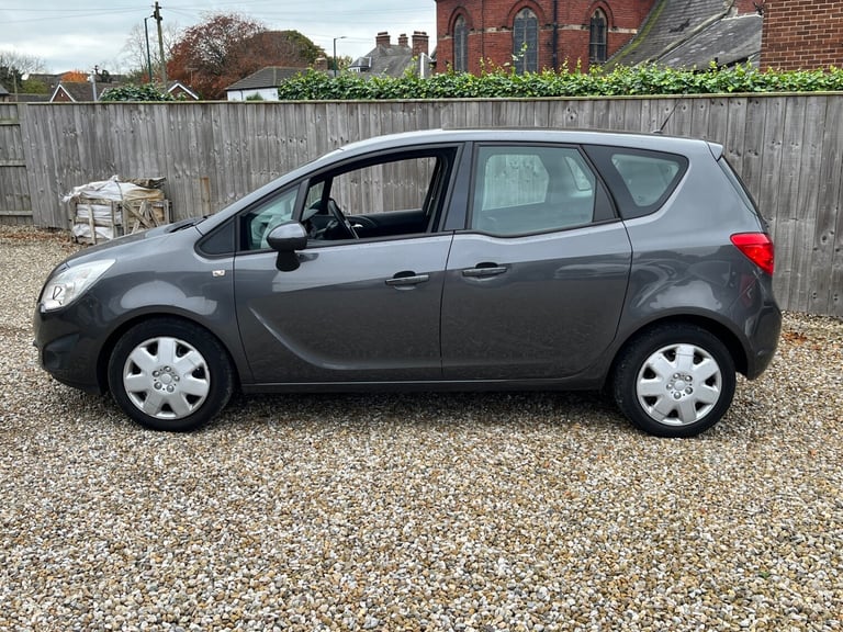 2010 Vauxhall Meriva 1.4i 16V 5dr **Long MOT, Cheap P/X To Clear** MPV Petrol Manual