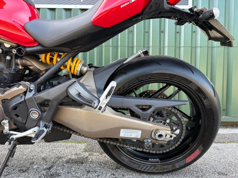 Ducati Monster 821 Red 2014 Termignoni Pipes only 6300 Miles 