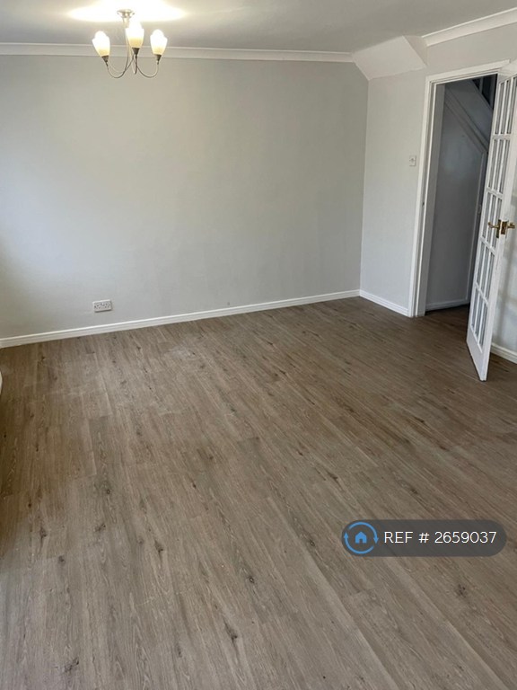3 bedroom house in Blandford Drive, Coventry, CV2 (3 bed) (#2659037)