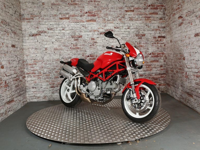 DUCATI MONSTER 1000 S2R 2006 Petrol Manual in Red