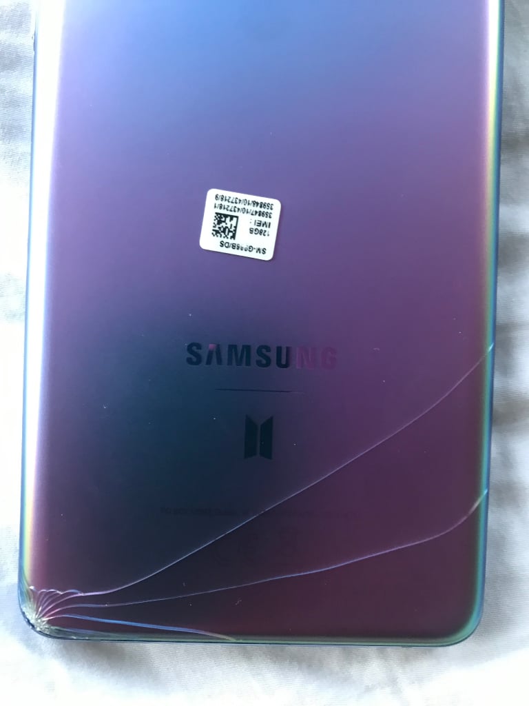 Samsung phone S20 Plus