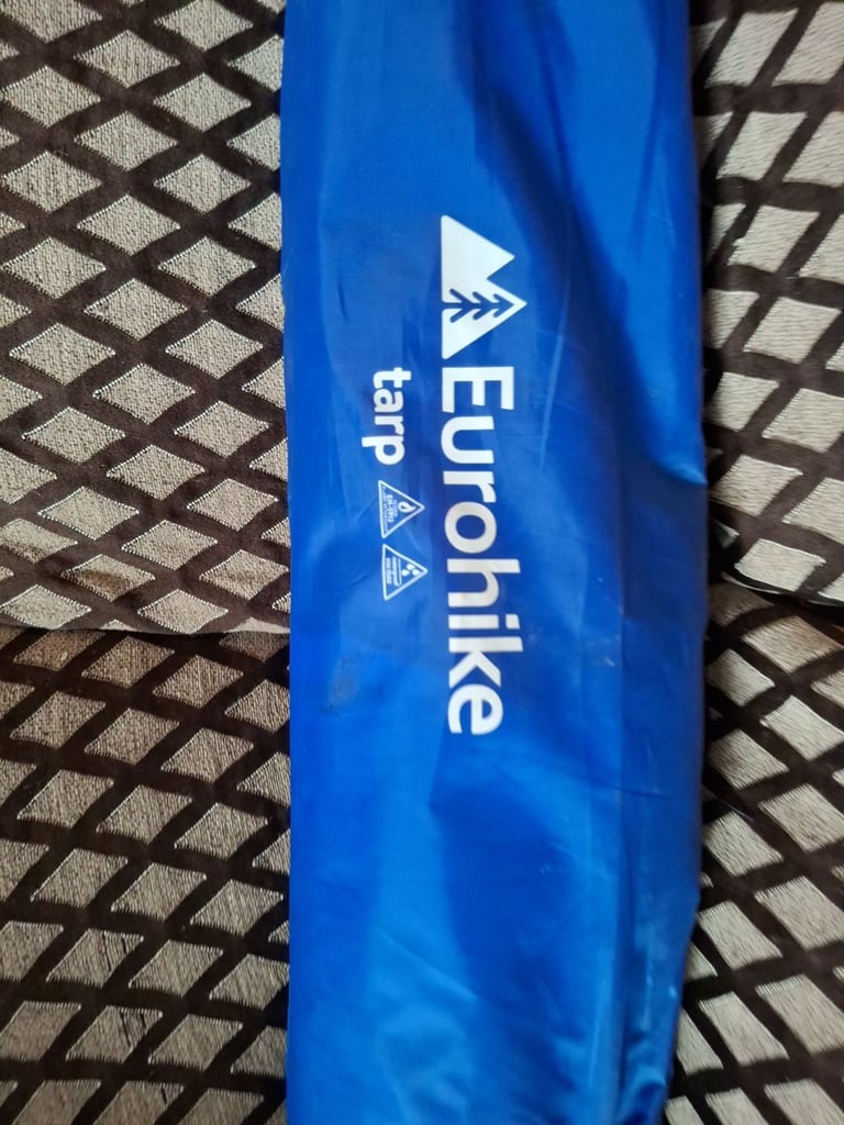 ACTIVE ERA INFLATABLE CAMPING PAD +EUROHIKE TARP