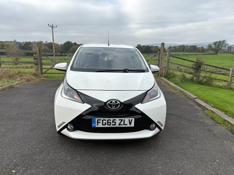 2015 Toyota AYGO 1.0 VVT-i X-Pression 3dr HATCHBACK Petrol Manual