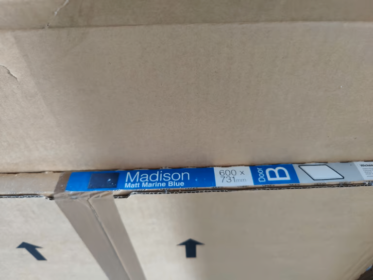 Wickes 4 new kitchen cabinets & doors