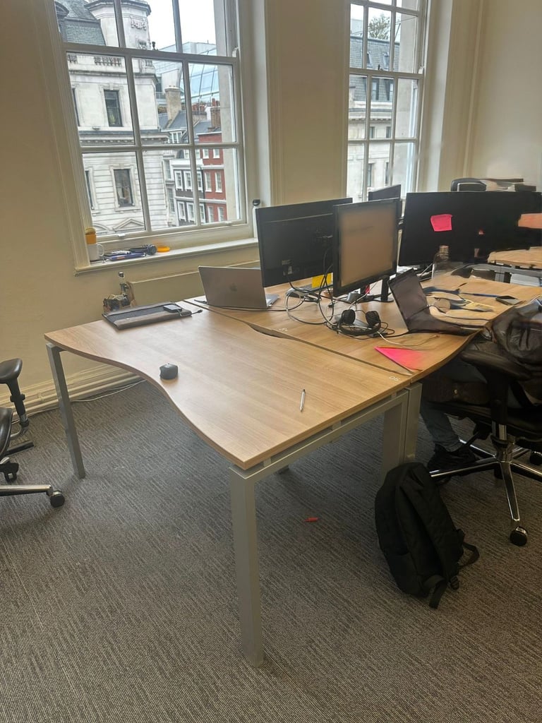 Office Room Desks
