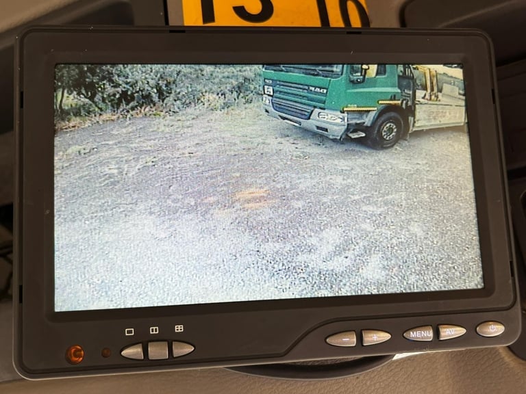 2013 DAF LF DROPSIDE WITH ATLAS 104.3E CRANE 