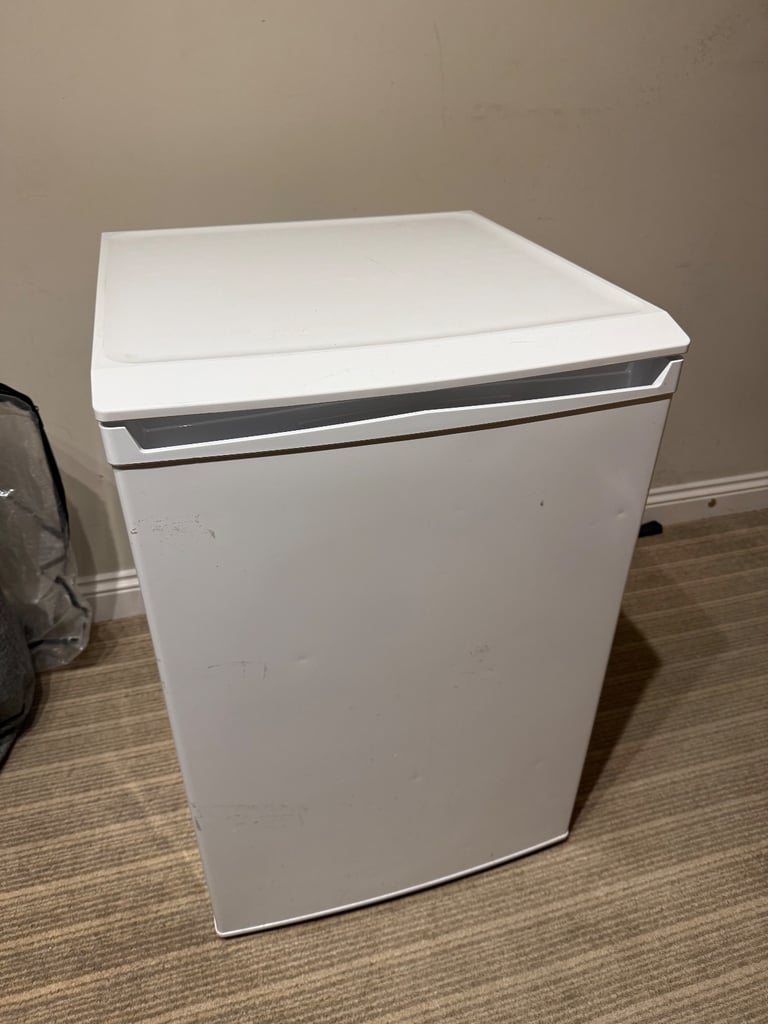 image for Currys Essentials Undercounter Fridge