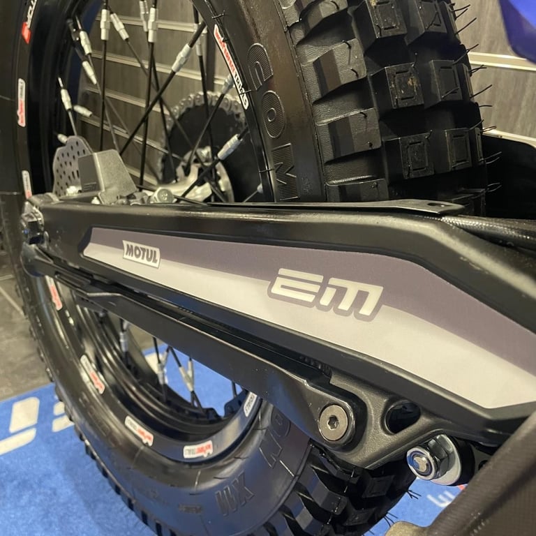 2026 EM EPURE FACTOR-e 2.5 kWh WORLDS FIRST ELECTRIC TRIALS BIKE WITH GEARBOX