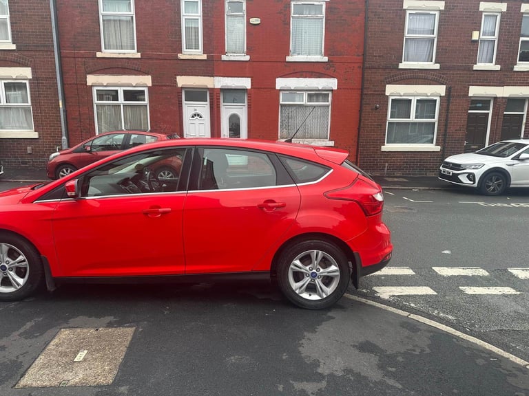 Ford, FOCUS, Hatchback, 2014, Manual, 998 (cc), 5 doors