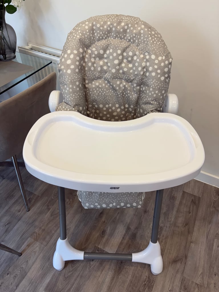 High chair 