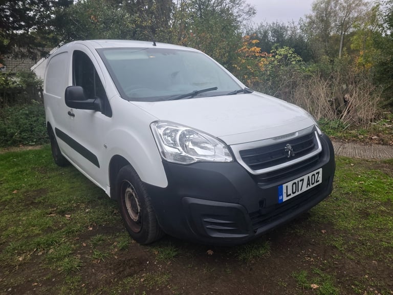 image for 2017 Peugeot Partner 625 SE 1.6 BlueHDi 75 Van PANEL VAN Diesel Manual