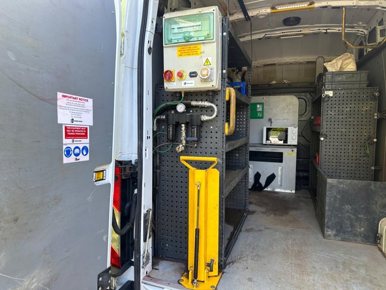 2017 Ford Transit 2.0 350 EcoBlue RWD L2 H3 Euro 6 5dr PANEL VAN Diesel Manual