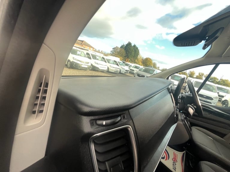 2022 Ford Tourneo Custom 2.0 EcoBlue 130ps L/R 8 Seater Titanium Auto MPV DIESEL Automatic