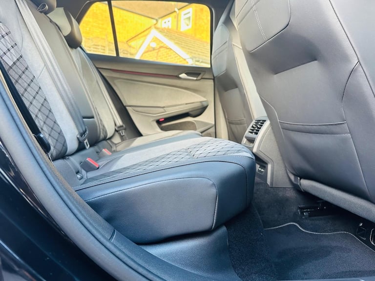 2021 Volkswagen Golf 1.5 eTSI MHEV R-Line DSG Euro 6 (s/s) 5dr HATCHBACK Petrol/Electric Hybrid A...