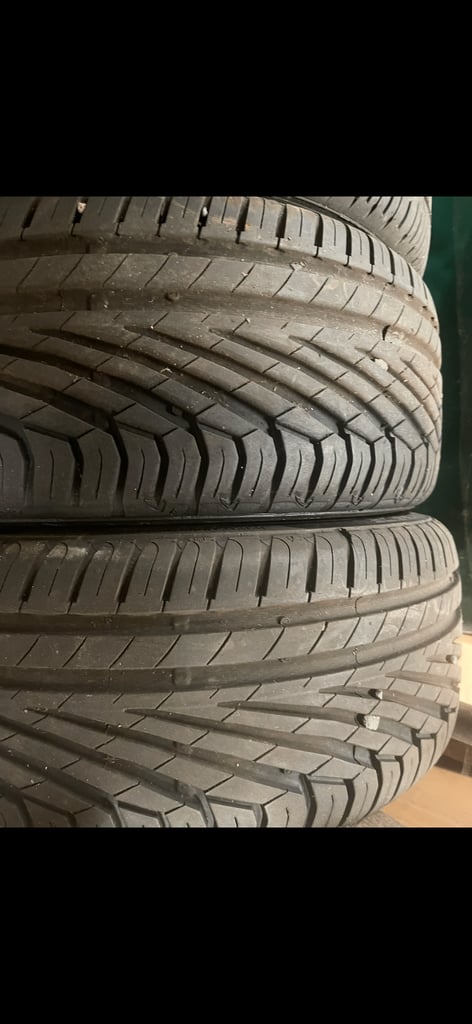 205/45/16 Uniroyal Rainsport 5 ( Pair ) As New 