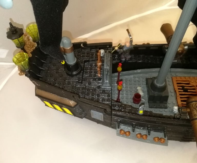 Mega Bloks 1017 Black Pearl Ship Pirates Of The Caribbean Dead Man's Chest