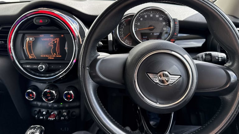 2017 MINI Hatch 1.5 Cooper Seven 3dr Auto Hatchback Petrol Automatic