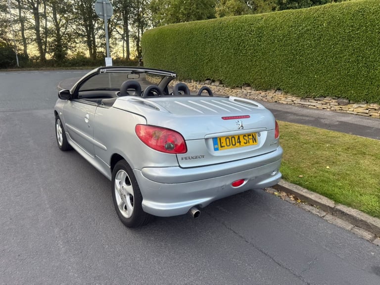 Peugeot 206 CC Convertible 1.6 Allure 2Dr Automatic with 12 Months MOT&Leather Seats&LOW 86K Miles