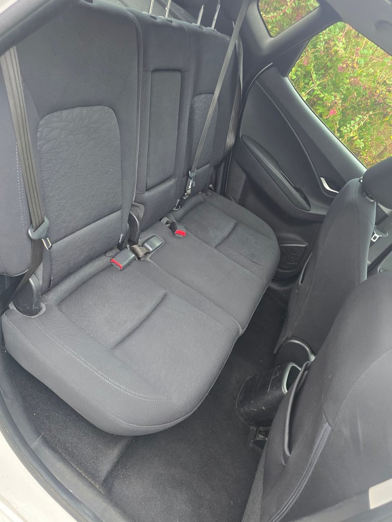 Hyundai, IX20, MPV, 2012, Manual, 1396 (cc), 5 doors