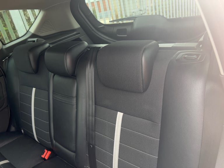 Ford, KUGA, Estate, 2012, Manual, 1997 (cc), 5 doors
