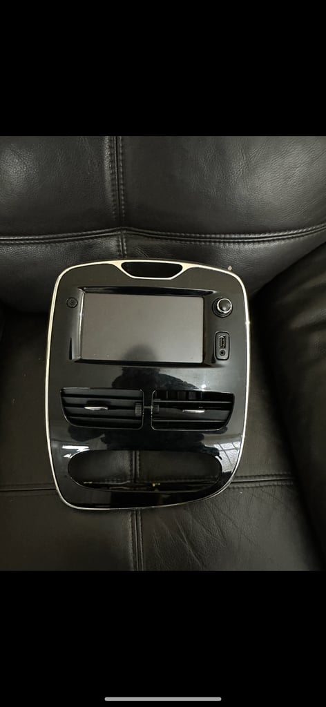 RENAULT CLIO DYNAMIQUE S MNAV TCE 90 0.9L PETROL 2013-2019 IN BLACK (TEGNE)