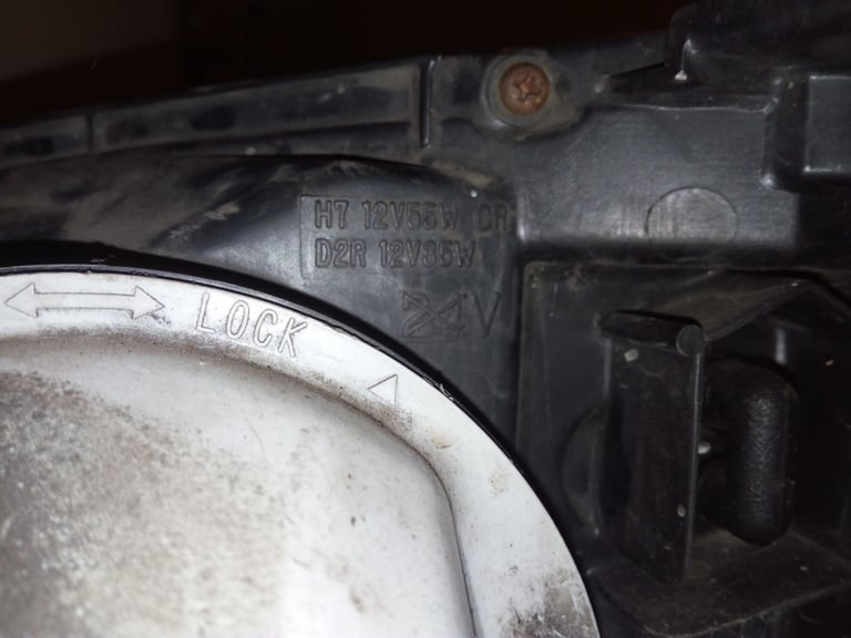 Subaru legacy headlights